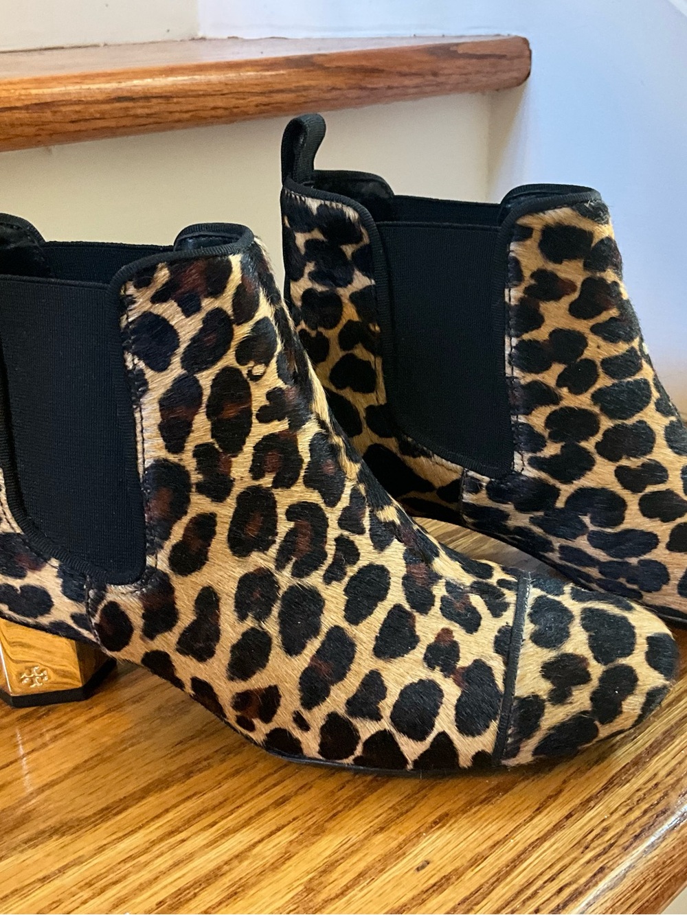 Tory Burch Leopard Print Chelsea Booties - Black & Brown